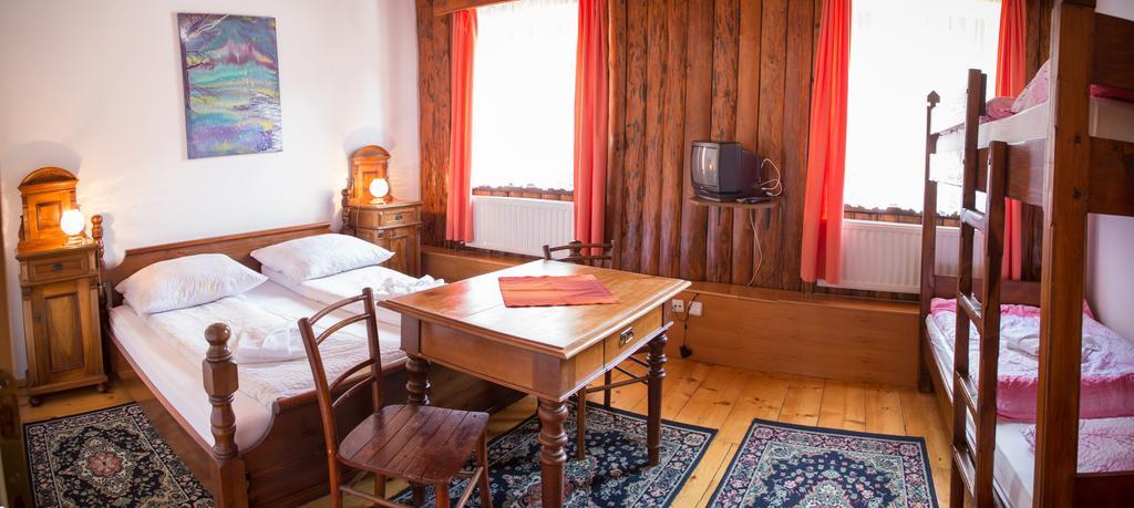 Guest House Gostisce Gacnk V Logu Церкно Номер фото