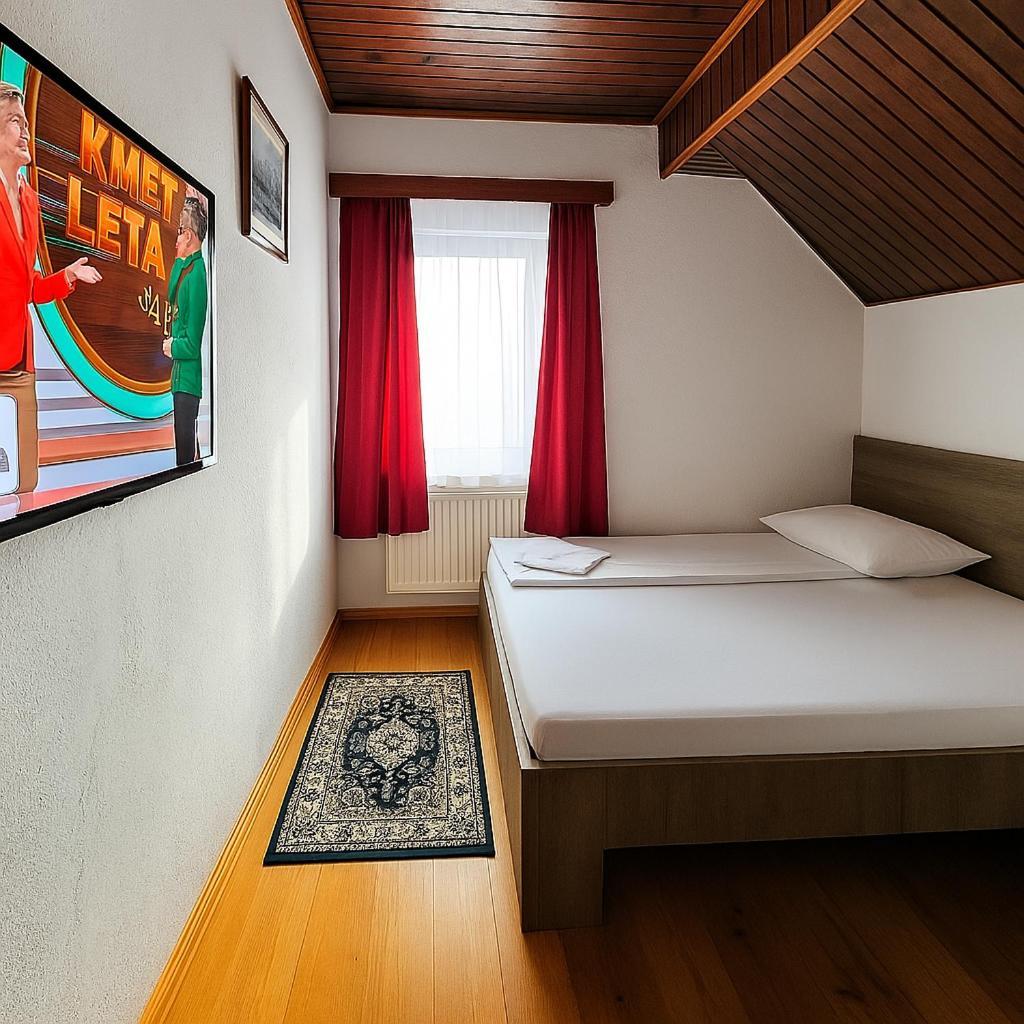 Guest House Gostisce Gacnk V Logu Церкно Экстерьер фото